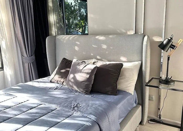 2 Bed 2 Bath Steps To Bts&mrt Bangkok