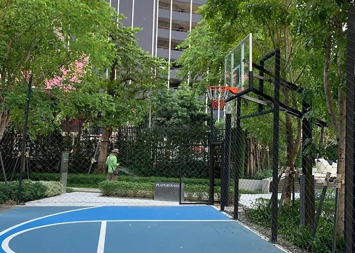 Apartment 2 Bed 2 Bath Steps To Bts&mrt