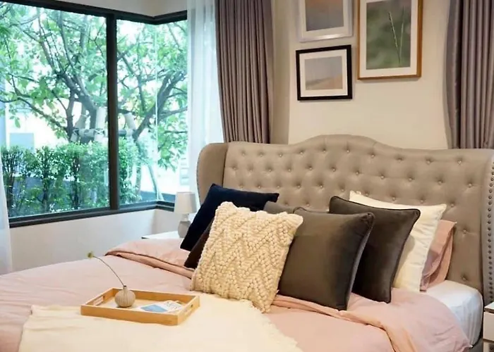 2 Bed 2 Bath Steps To Bts&mrt Apartment